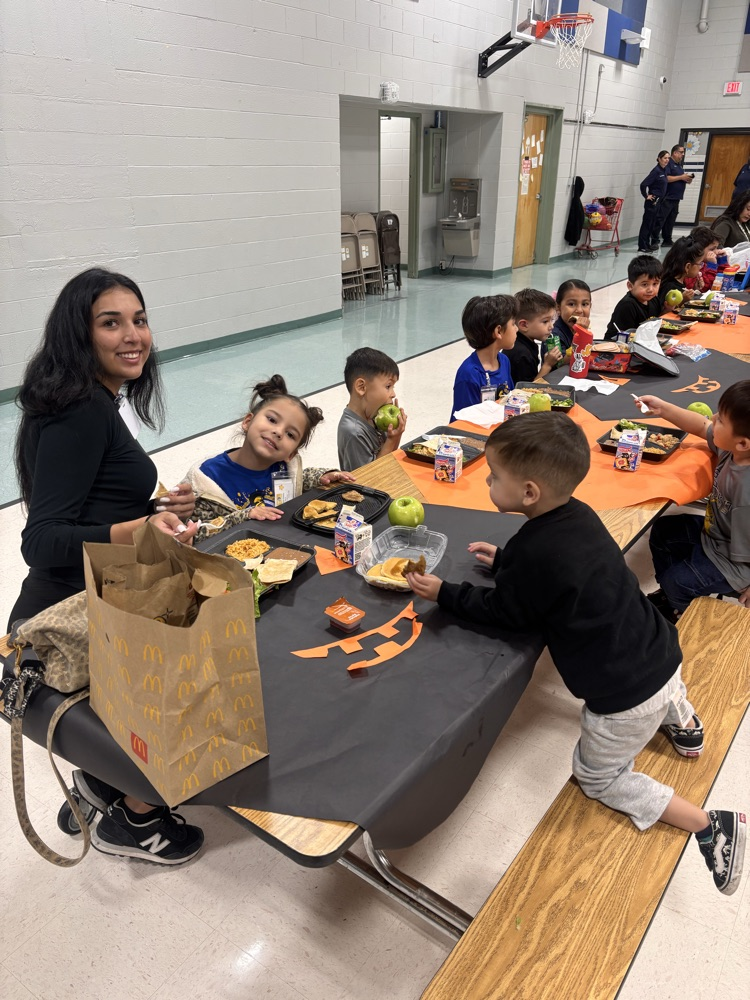 PreK luncheon picture 