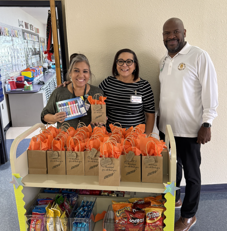 Teachers receiving their gift