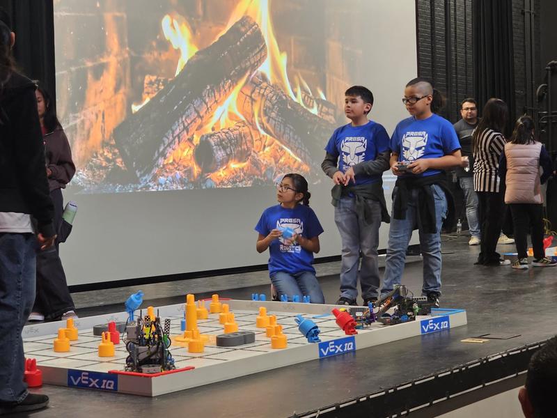 Team Z getting ready to run their robot