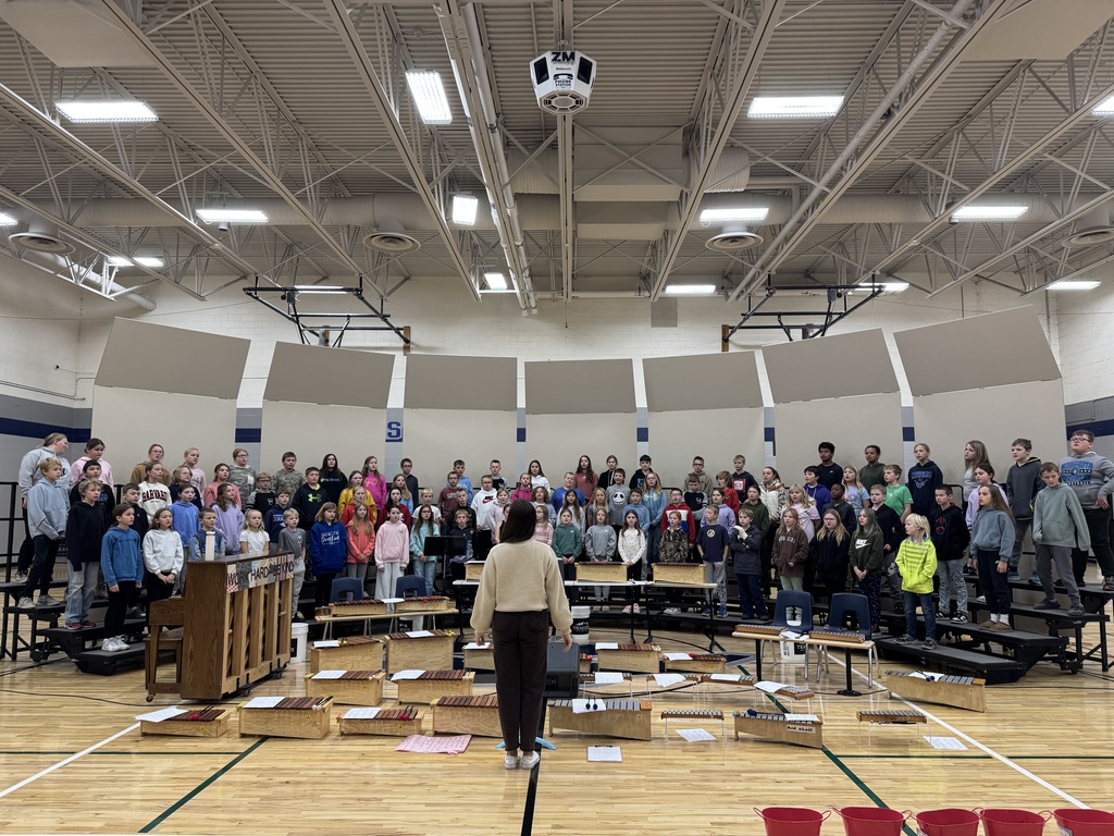 5th grade music rehearsal picture.