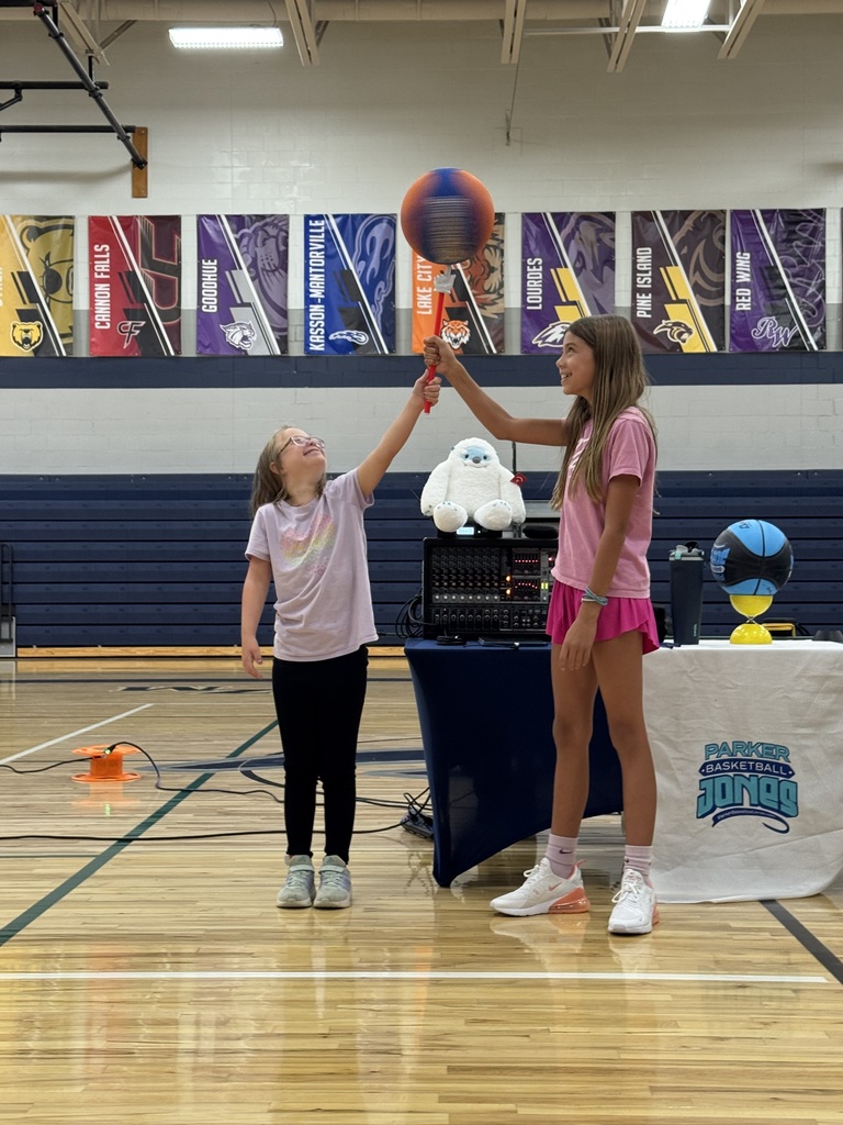 Teamwork ball spinning!